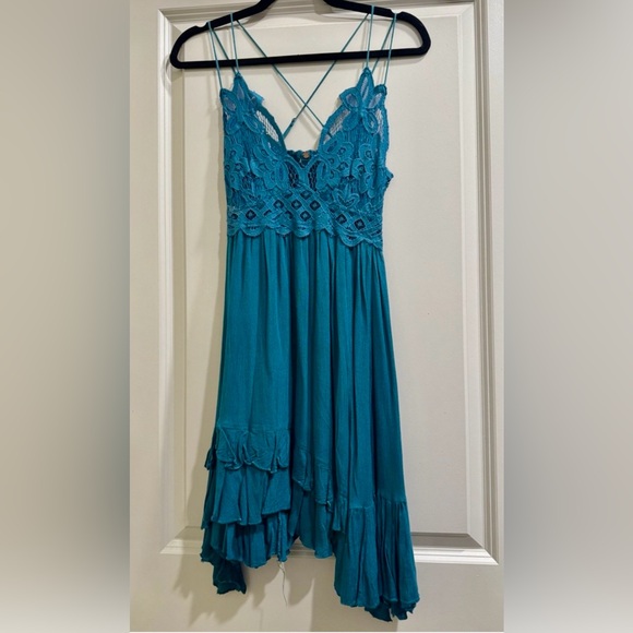 Free People Dresses & Skirts - Free People Adella Teal  Crochet Boho Ruffle dress